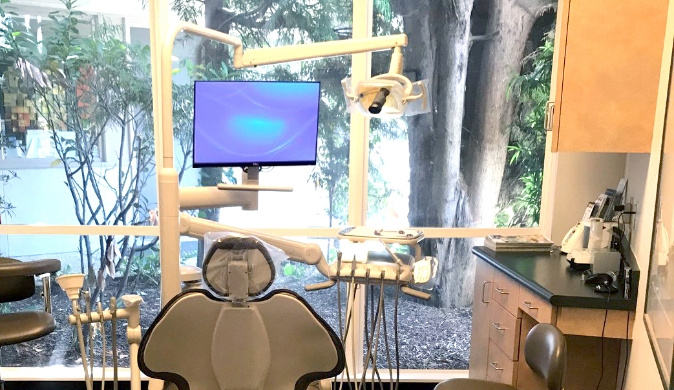 inside one of the dental operatories at Scott Hoffman, DDS & Davis Beckstead, DDS in Menlo Park, CA